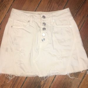 Free people white denim skirt! Brand new size 24
